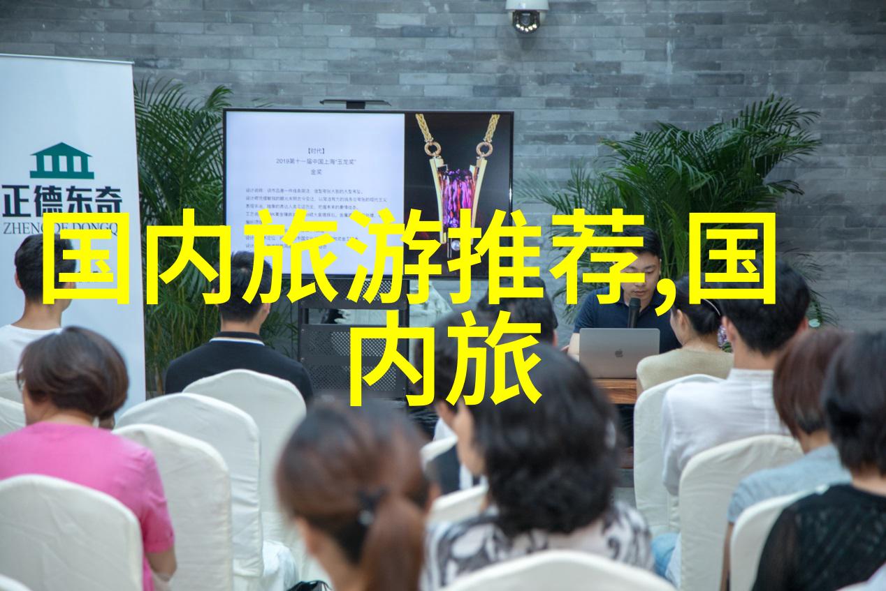 黑暗边缘的魅力揭秘那些让人无法抗拒的坏男人