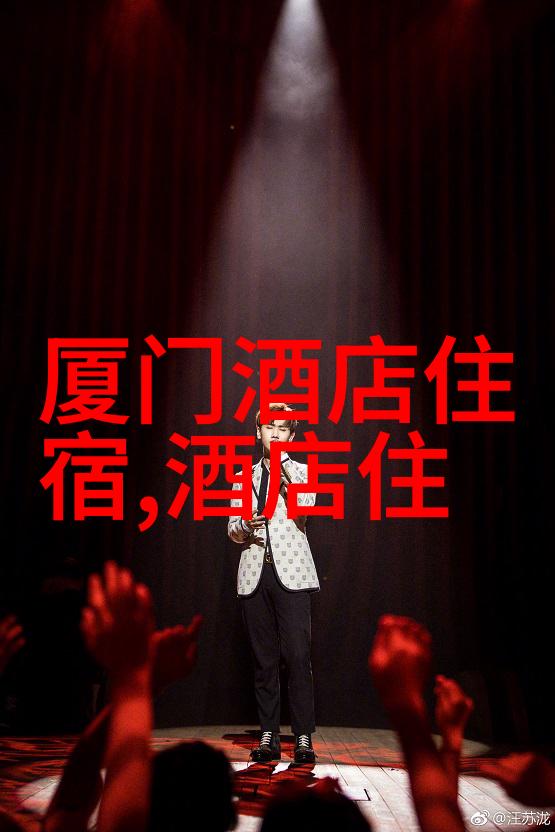 云南风光绘卷秀丽山川与碧波潺潺的自然奇观