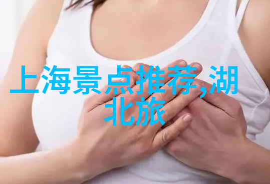 他在风中飘扬男生的骑行孤独探秘