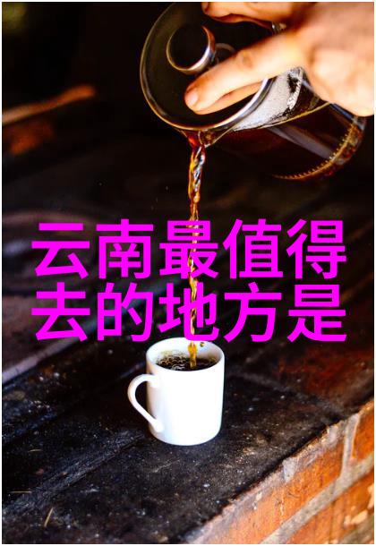 海滩翩跹热带风情三亚旅行指南