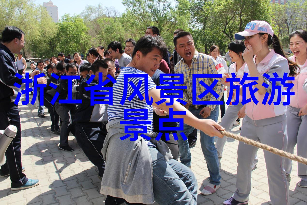 户外探索日记森林里的秘密花园